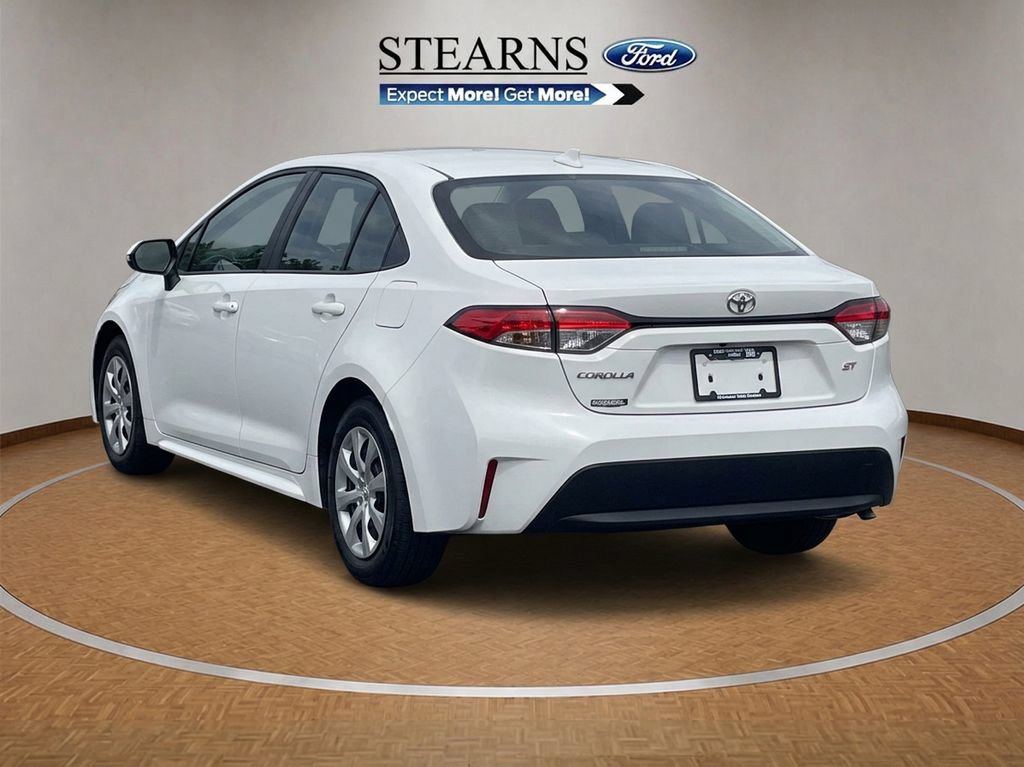 Used 2024 Toyota Corolla LE FWD image 13