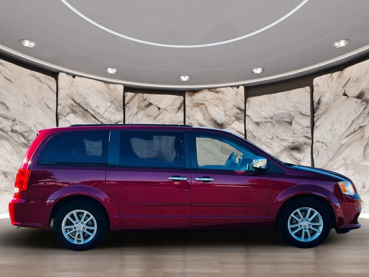 Used 2014 Dodge Grand Caravan SXT image 7