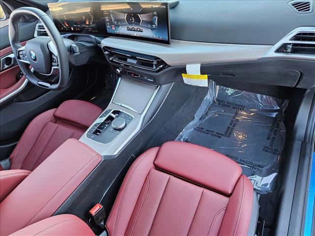 Used 2025 BMW 330i Sedan w/ Premium Package image 20