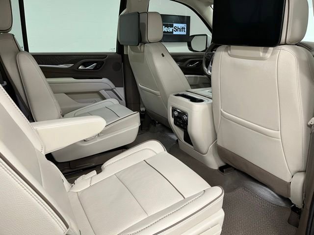 Used 2024 GMC Yukon XL Denali w/ Advanced Technology Package AWD/4WD image 50