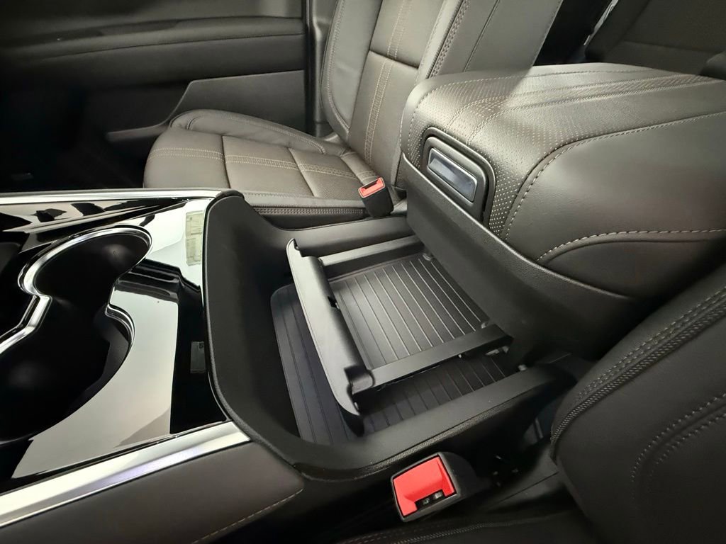 New 2026 Chevrolet Tahoe High Country AWD/4WD image 37