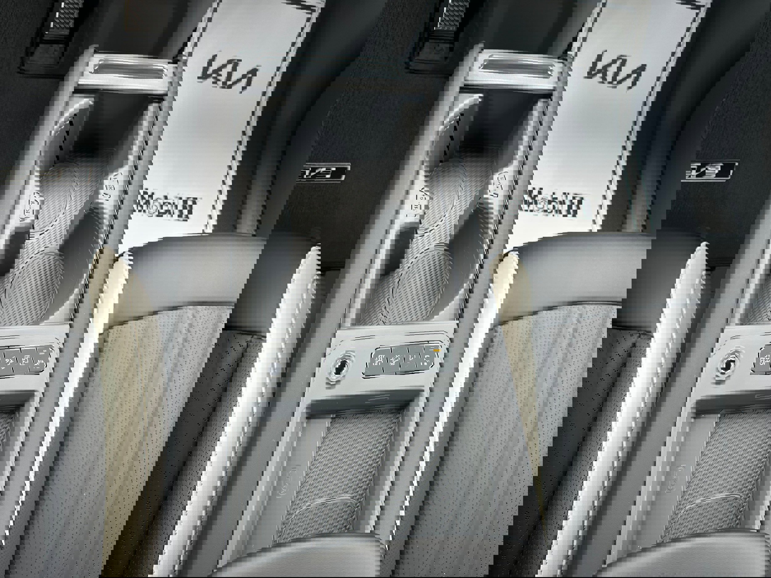 New 2026 Kia EV9 GT-Line image 28