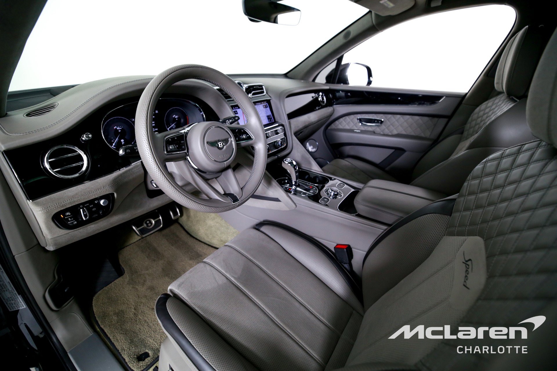 Used 2023 Bentley Bentayga Speed image 12