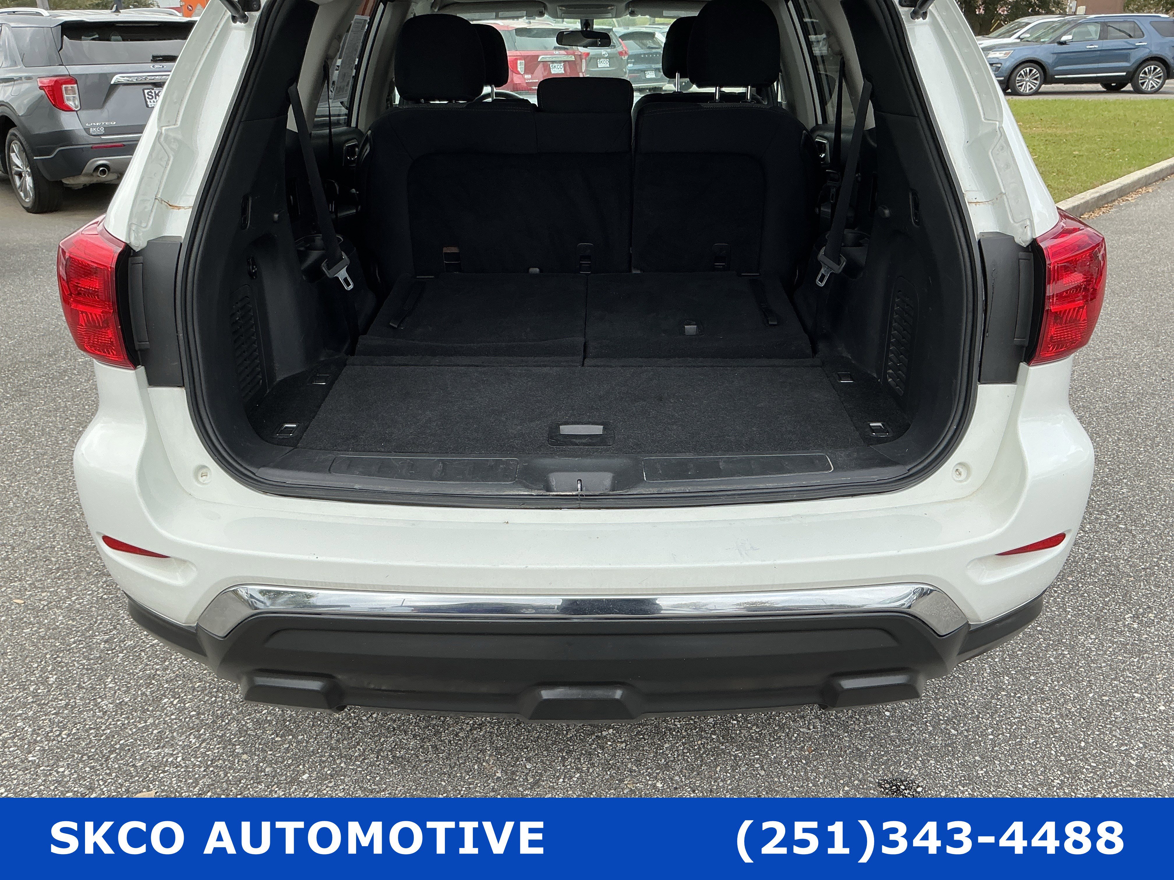 Used 2018 Nissan Pathfinder S image 21