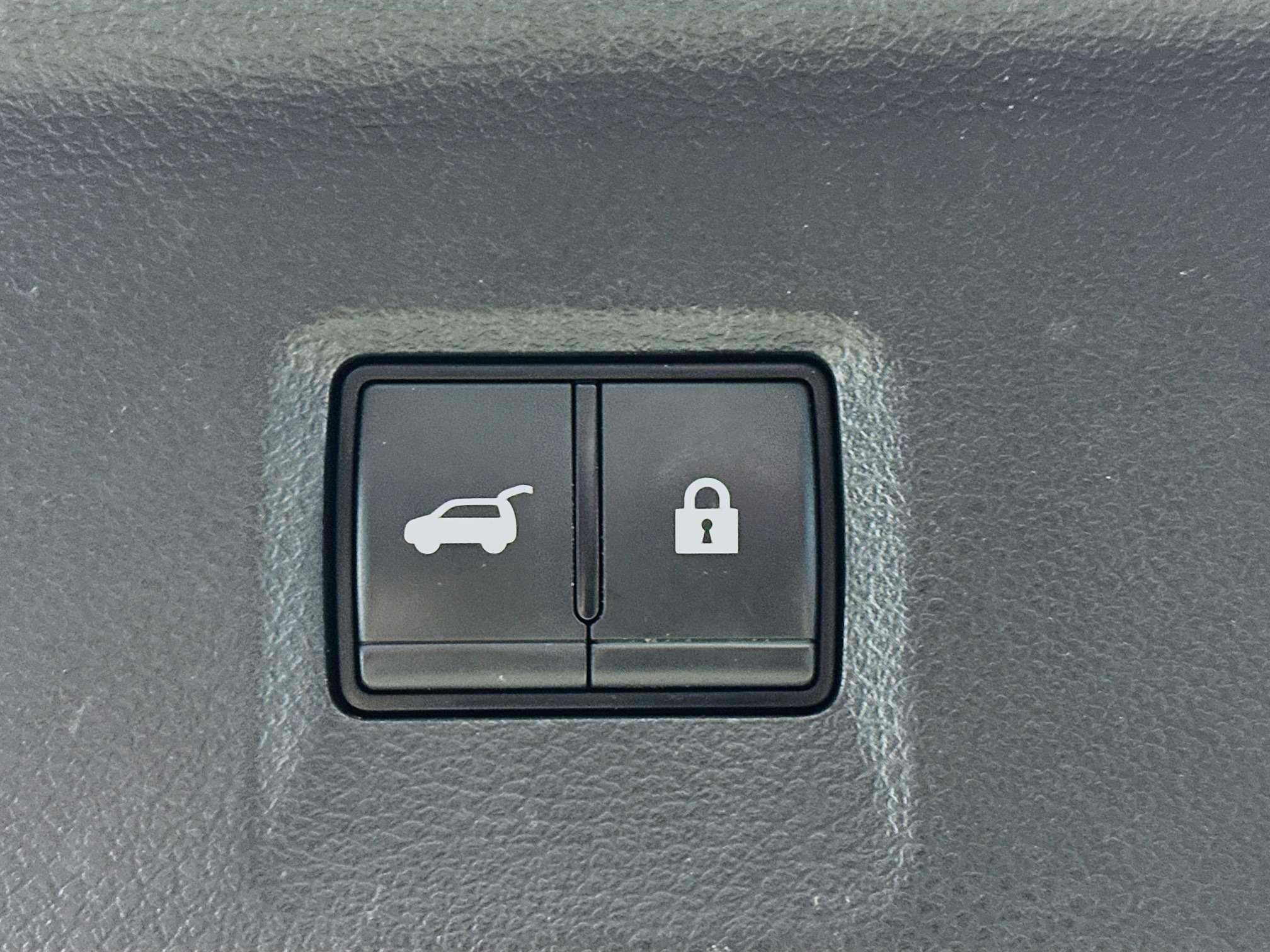 Used 2023 INFINITI QX60 Luxe w/ Cargo Package image 32