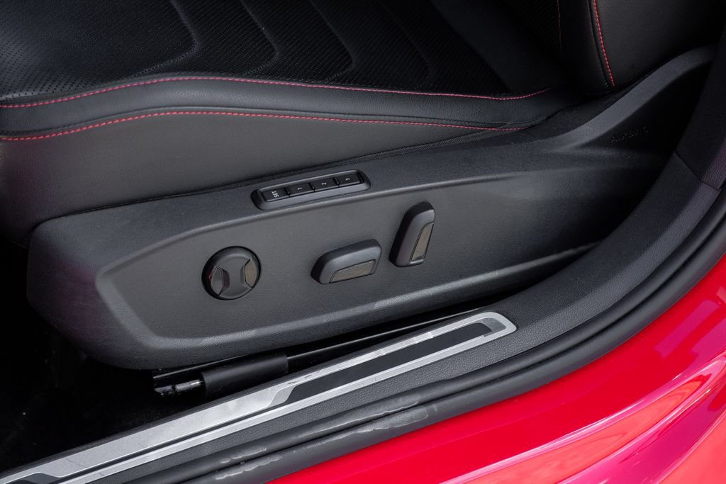 Used 2019 Volkswagen Jetta GLI Autobahn FWD image 36