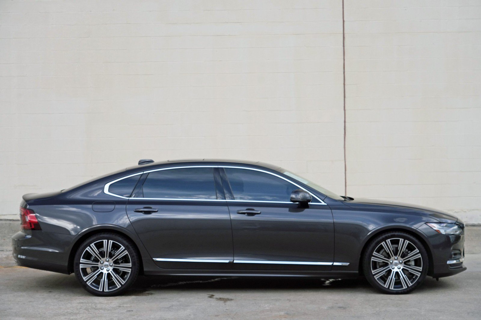 Used 2023 Volvo S90 B6 Ultimate w/ Protection Package Premier AWD/4WD image 52