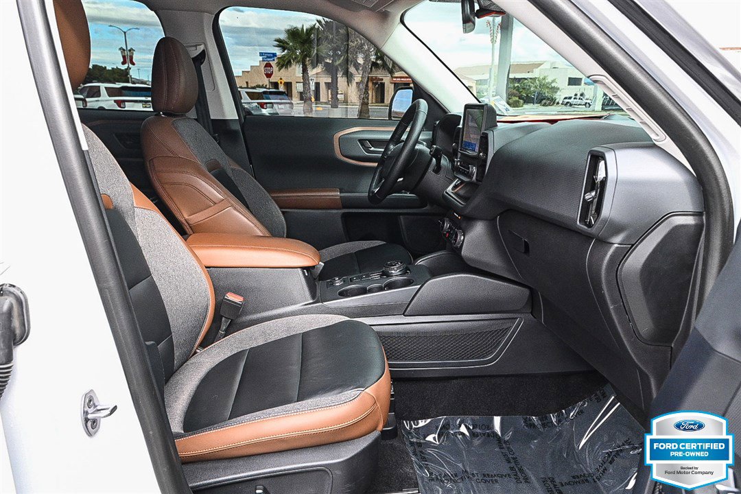 Certified 2023 Ford Bronco Sport Outer Banks w/ Tech Package image 17