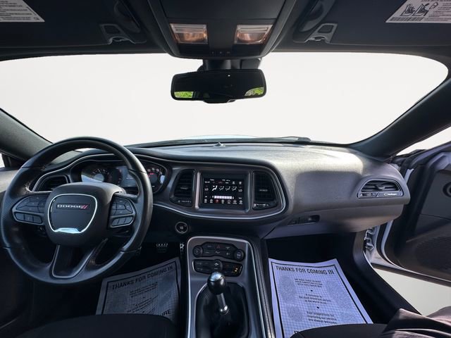 Used 2022 Dodge Challenger R/T w/ Blacktop Package image 10