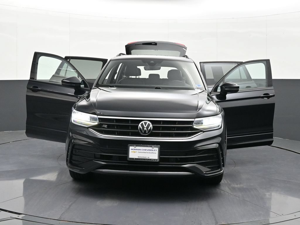 Used 2022 Volkswagen Tiguan SE R-Line FWD image 42