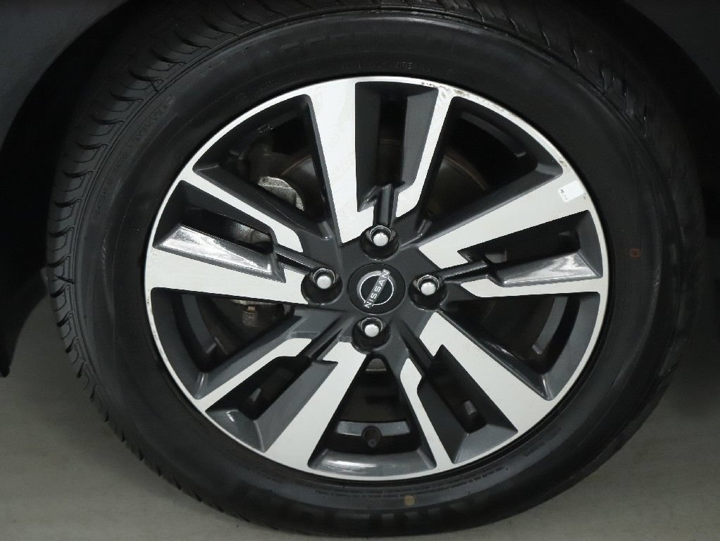 Used 2025 Nissan Versa SV w/ Trunk Package FWD image 36