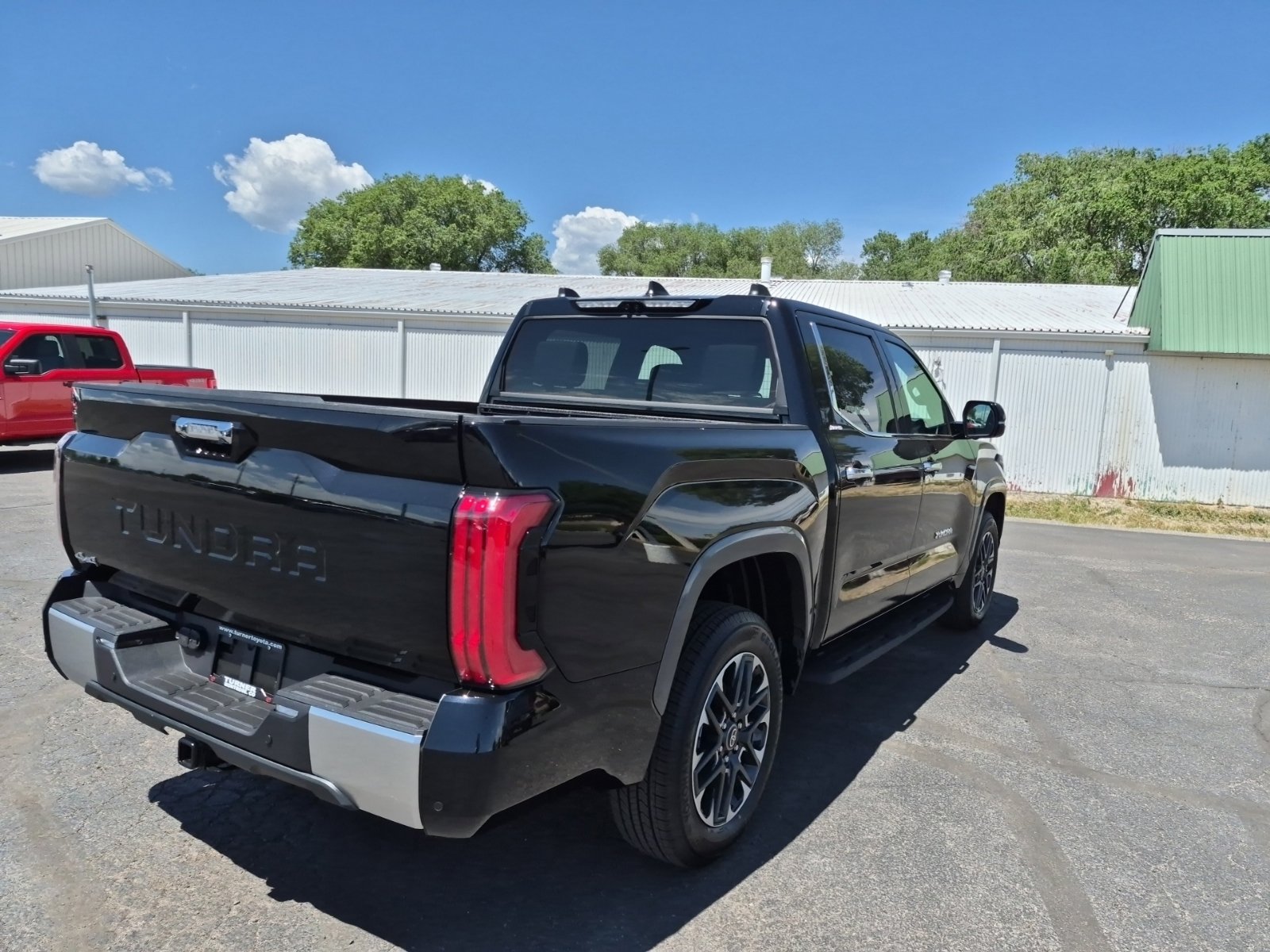 New 2026 Toyota Tundra Limited AWD/4WD image 3