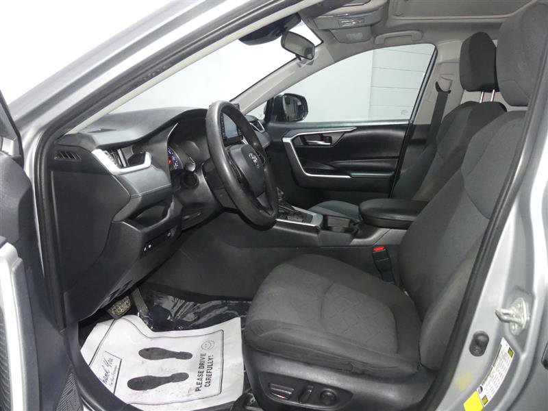 Used 2019 Toyota RAV4 XLE w/ Convenience Package image 20