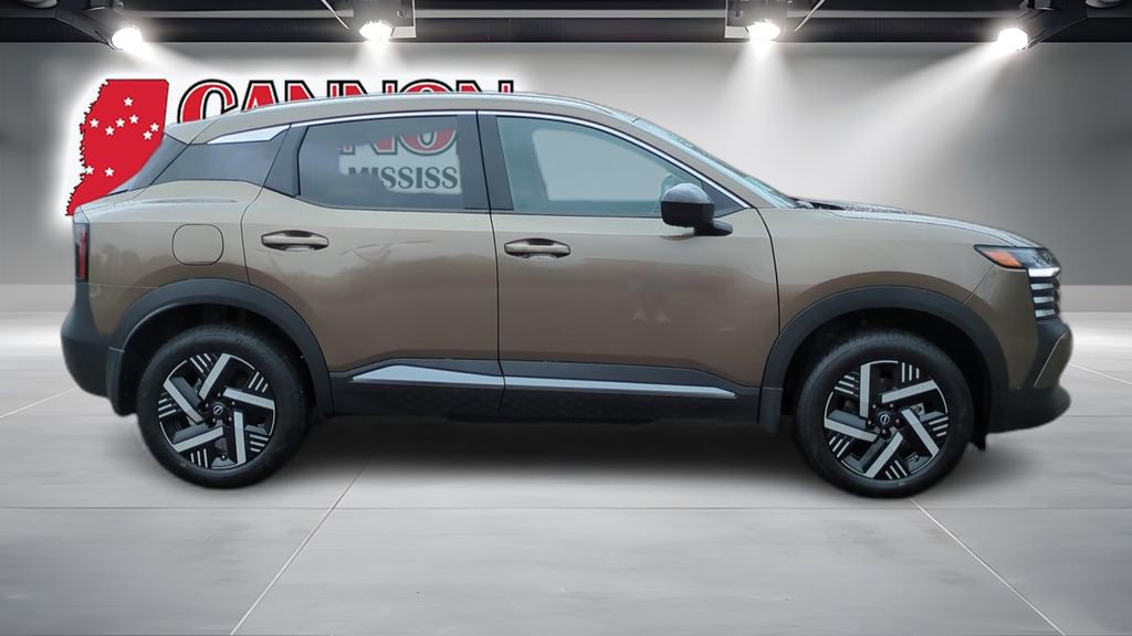 New 2026 Nissan Kicks SV w/ SV Premium Package image 4