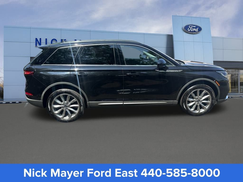Used 2020 Lincoln Corsair AWD w/ Premium Package image 8