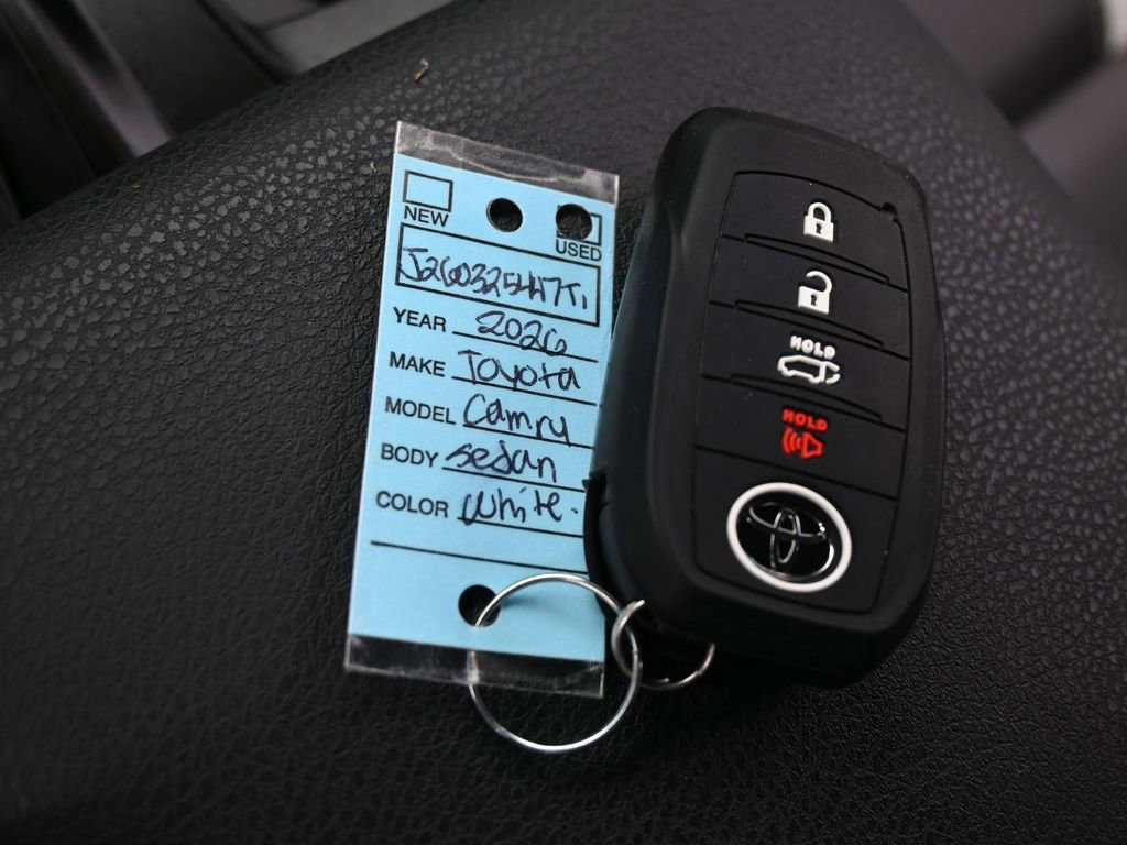 Used 2026 Toyota Camry SE image 27