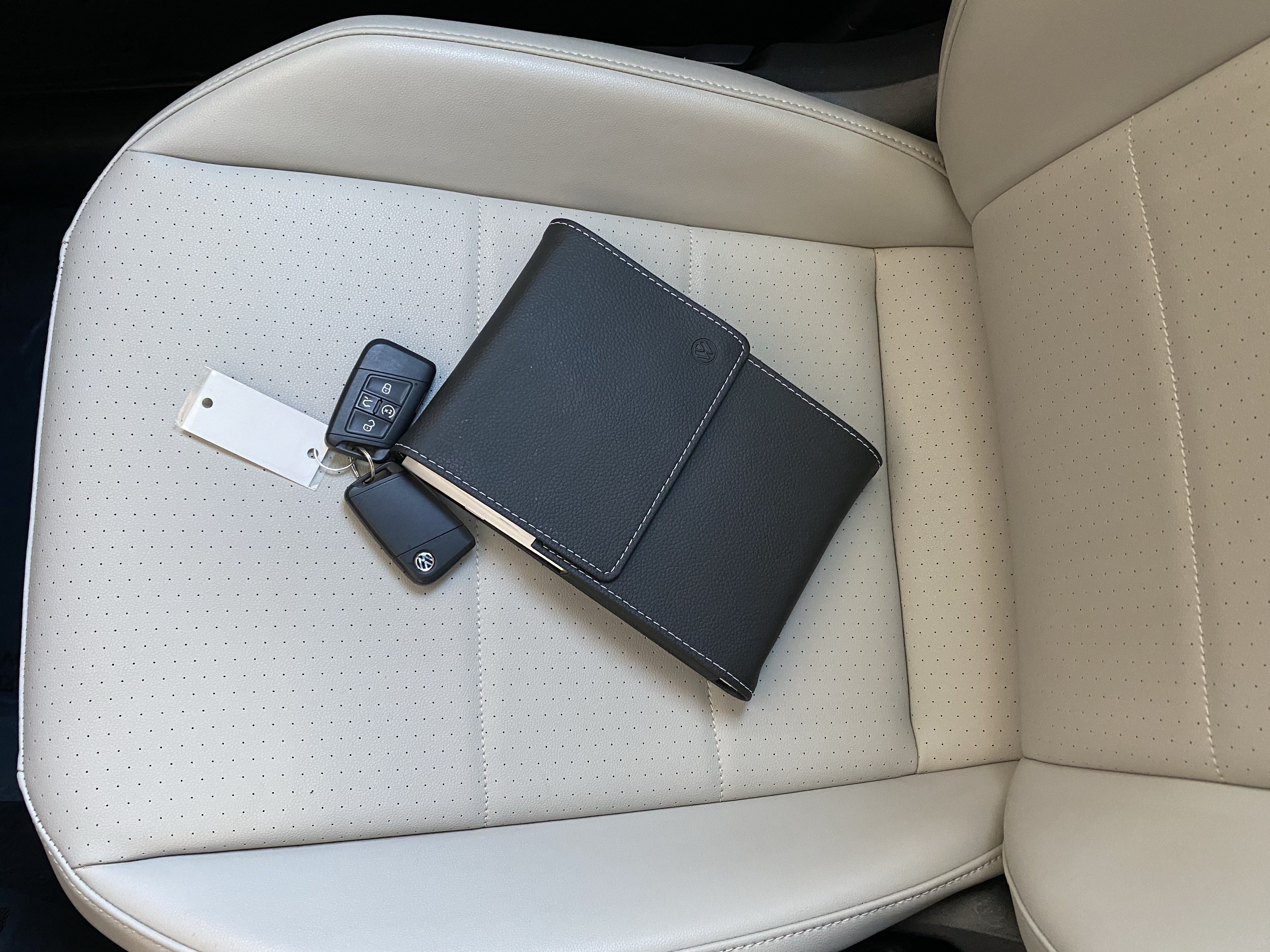 Used 2019 Volkswagen Tiguan SEL AWD/4WD image 9