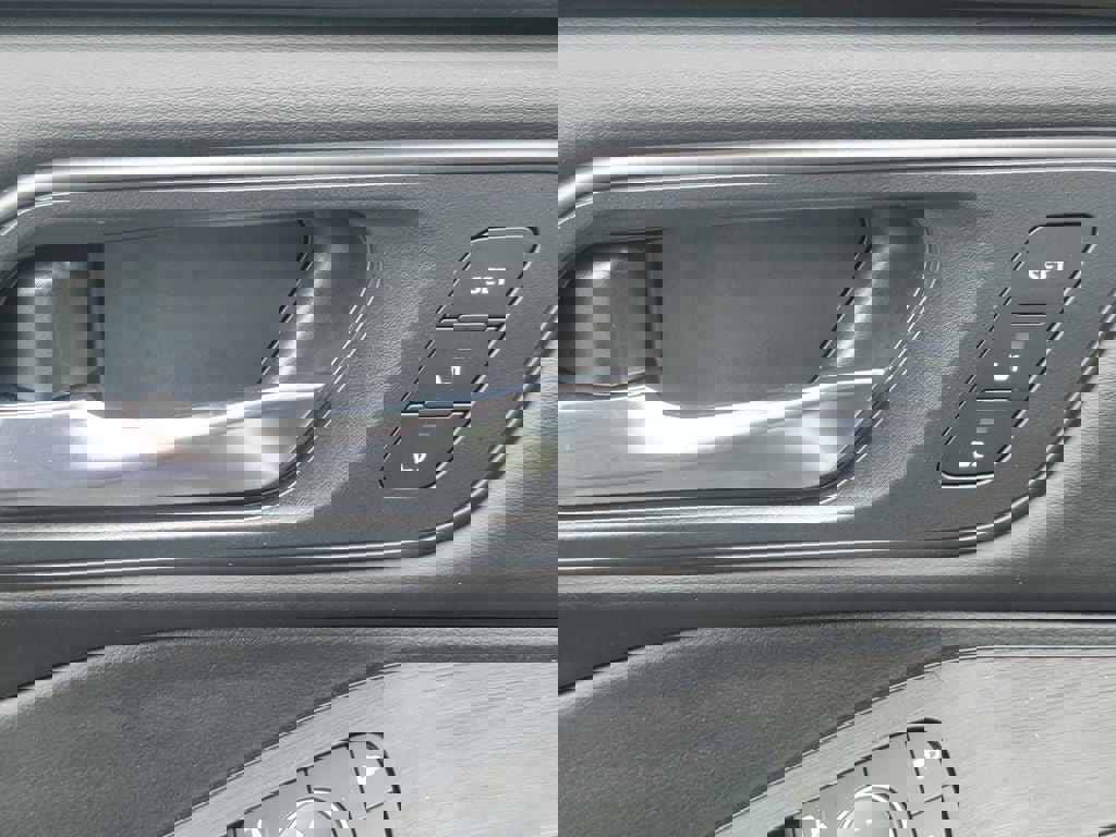 Used 2023 Nissan Rogue SL w/ SL Premium Package AWD/4WD image 33