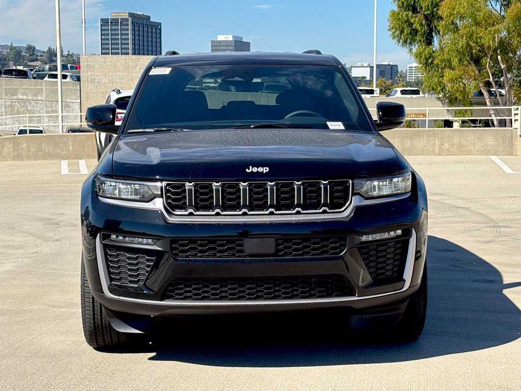 New 2027 Jeep Grand Cherokee Limited AWD/4WD image 5