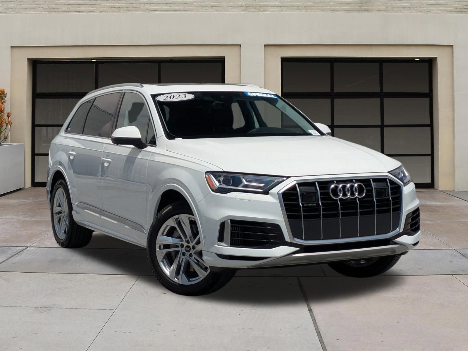 Used 2023 Audi Q7 3.0T Premium Plus w/ Premium Plus Package AWD/4WD image 31