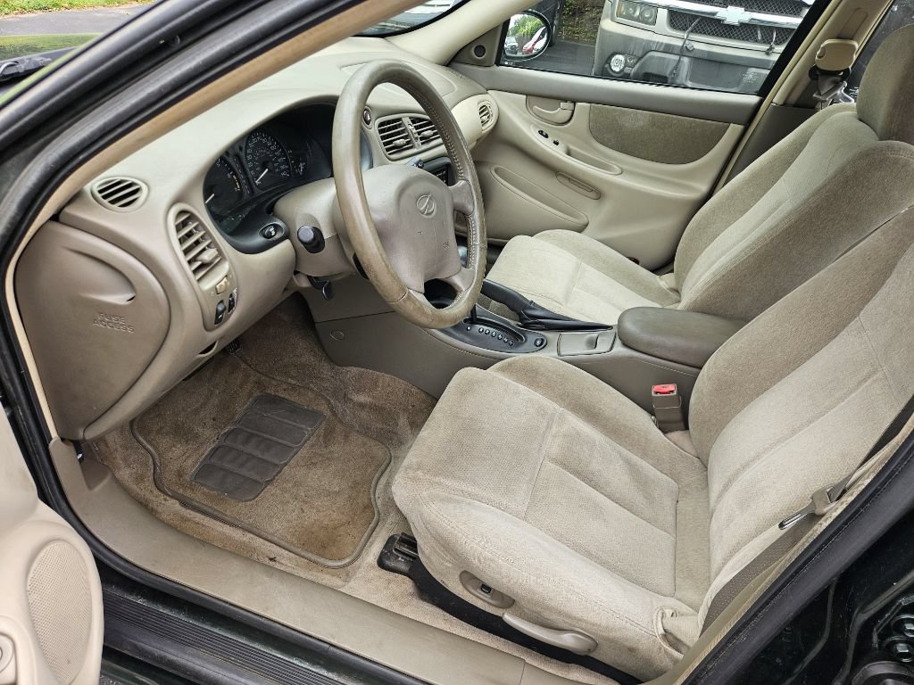 Used 2000 Oldsmobile Alero GL w/ Feature Pkg FWD image 11