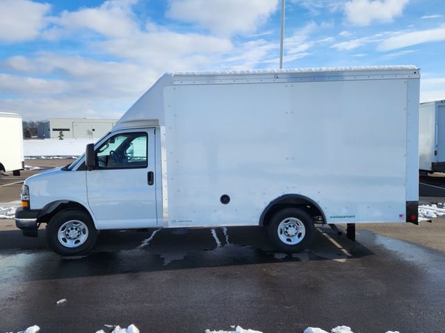 New 2025 Chevrolet Express 3500 w/ Power Convenience Package RWD image 4