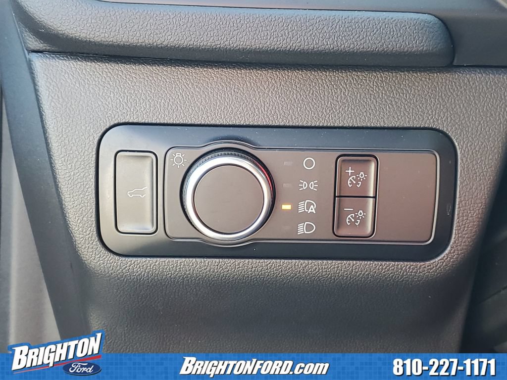 Certified 2023 Ford Escape ST-Line w/ Tech Pack #1 AWD/4WD image 18