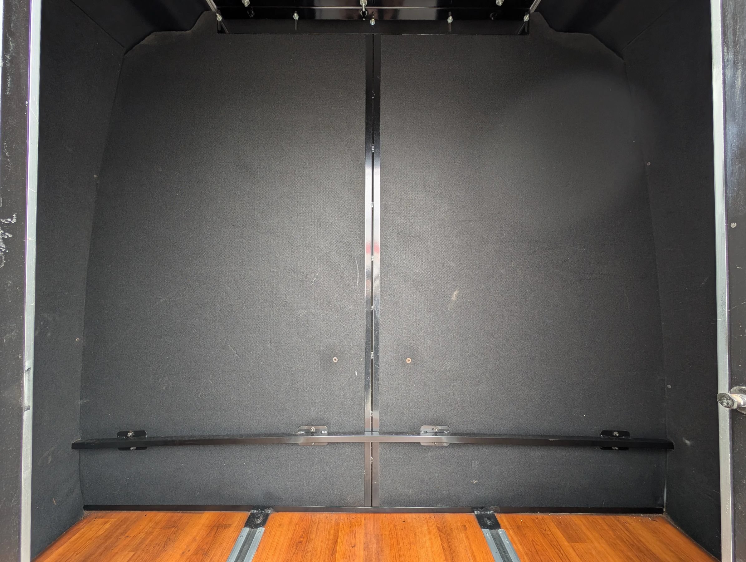 Used 2012 Ford E-350 and Econoline 350 Super Duty w/ Shuttle Bus Prep Pkg RWD image 10