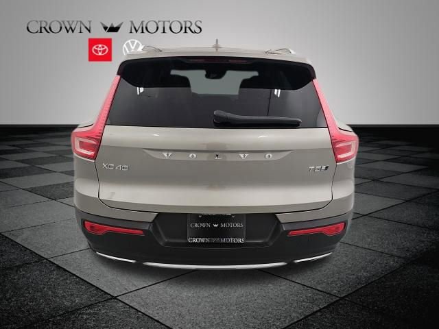 Used 2020 Volvo XC40 T5 Inscription w/ Protection Package AWD/4WD image 5