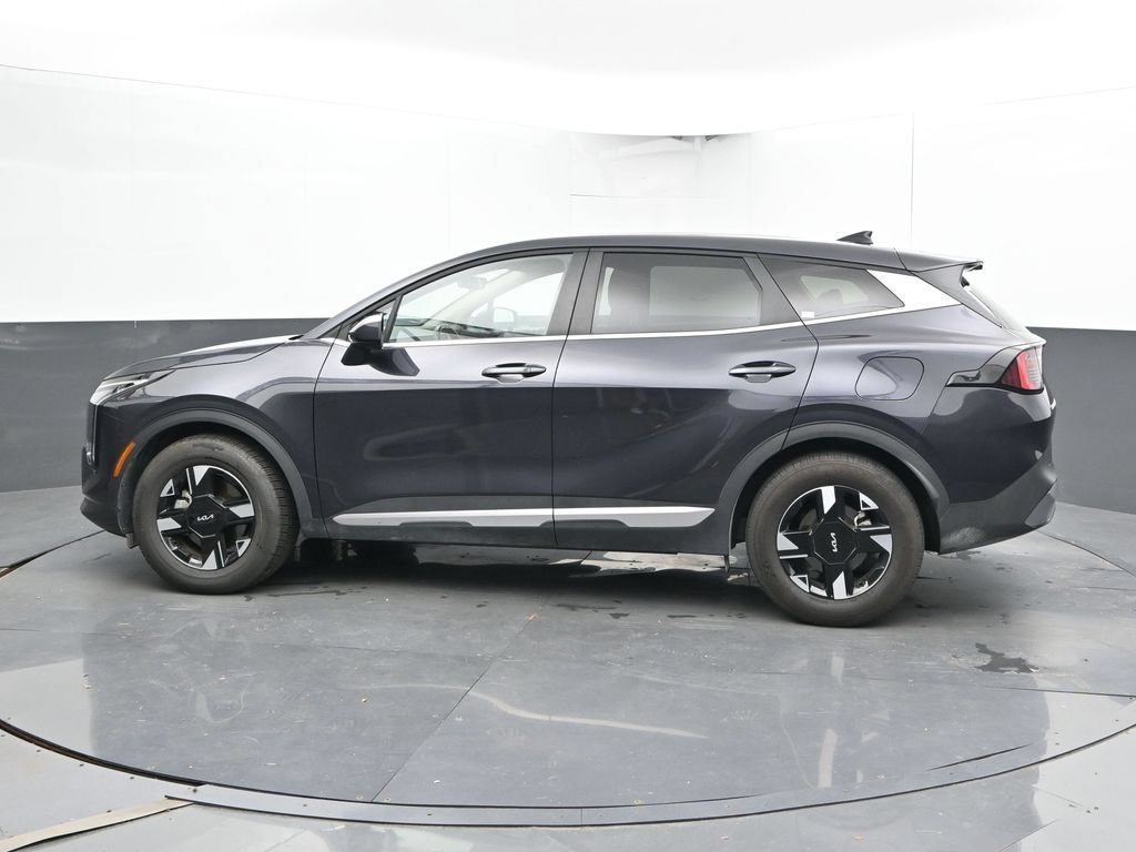 Used 2026 Kia Sportage LX FWD image 9