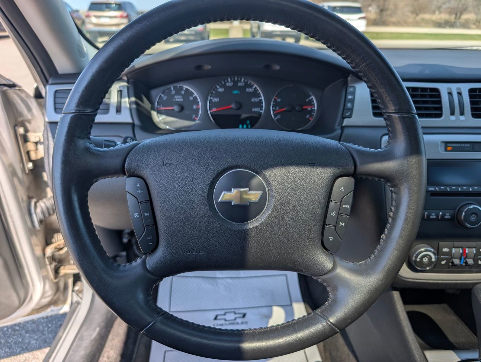 Used 2008 Chevrolet Impala LT w/ Luxury Edition Package image 12