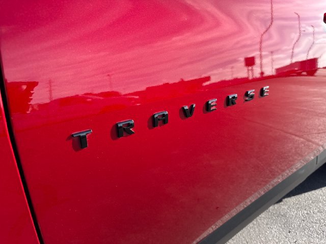 Used 2024 Chevrolet Traverse RS w/ LPO, Floor Liner Package AWD/4WD image 33