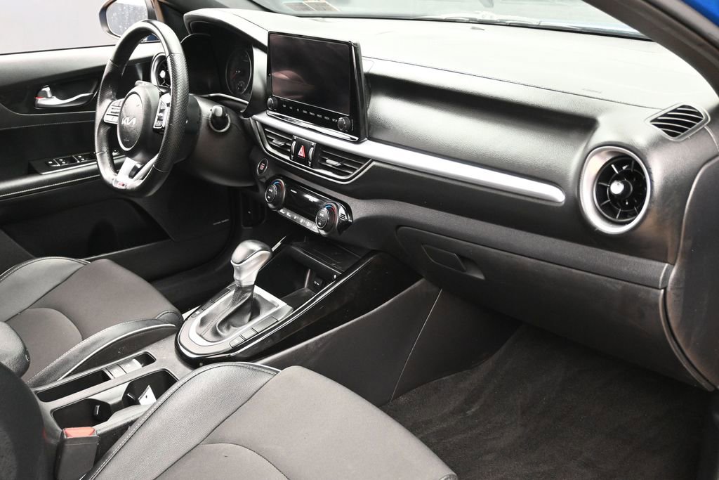 Used 2022 Kia Forte GT-Line w/ GT-Line Premium Package FWD image 43