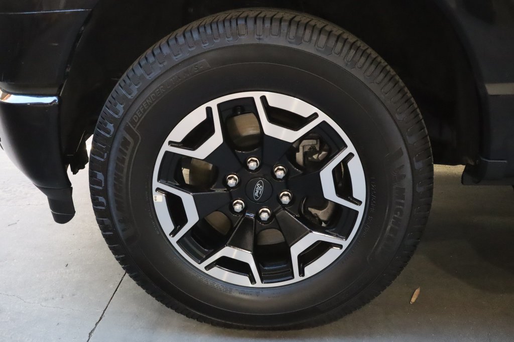 Used 2023 Ford F150 Lightning XLT AWD/4WD image 26