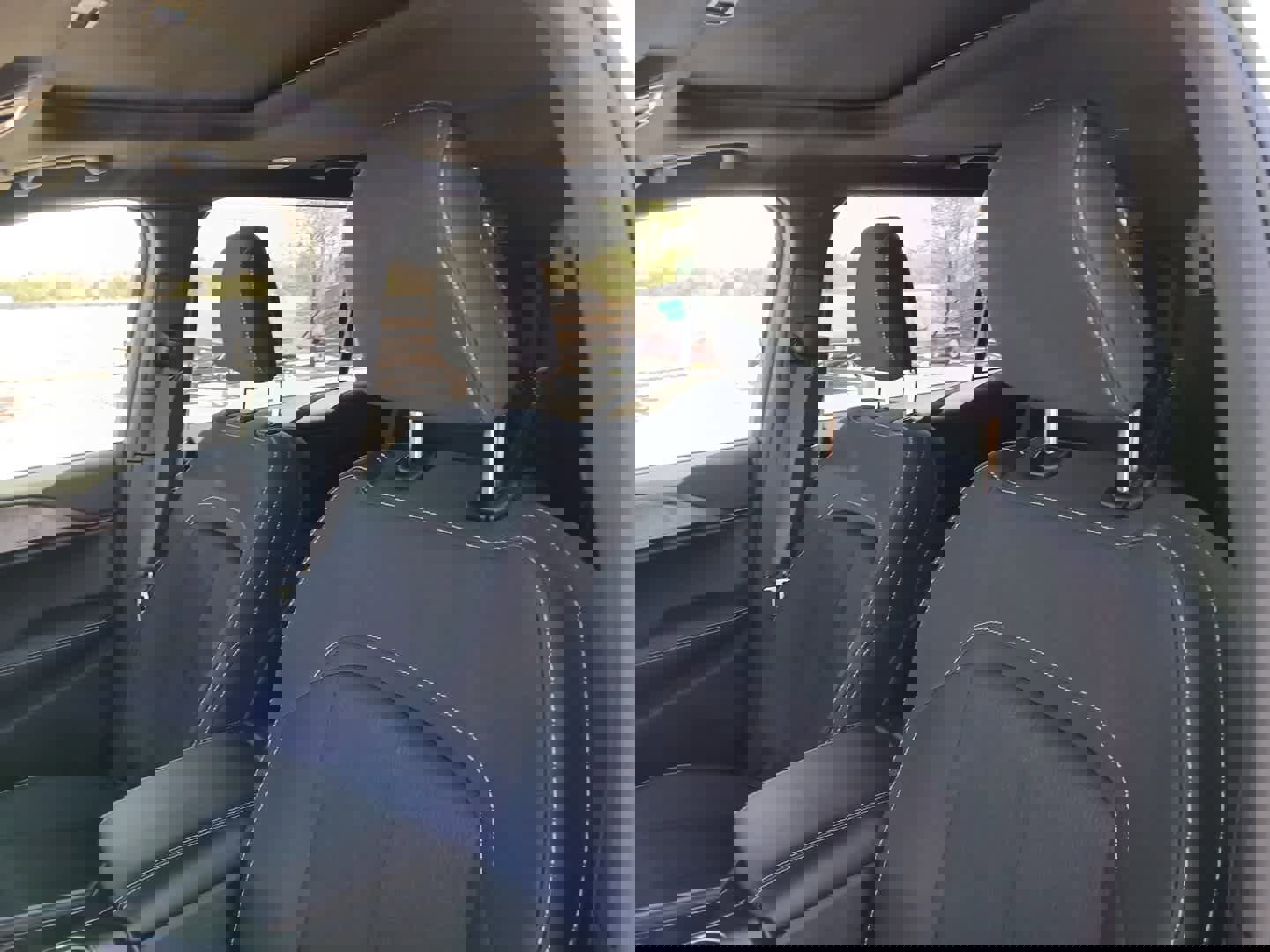 New 2025 Jeep Grand Cherokee L Laredo w/ Luxury Tech Group I image 17