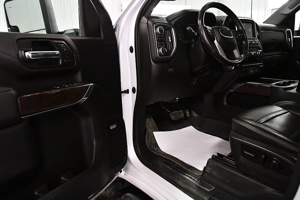 Used 2022 GMC Sierra 3500 Denali image 18
