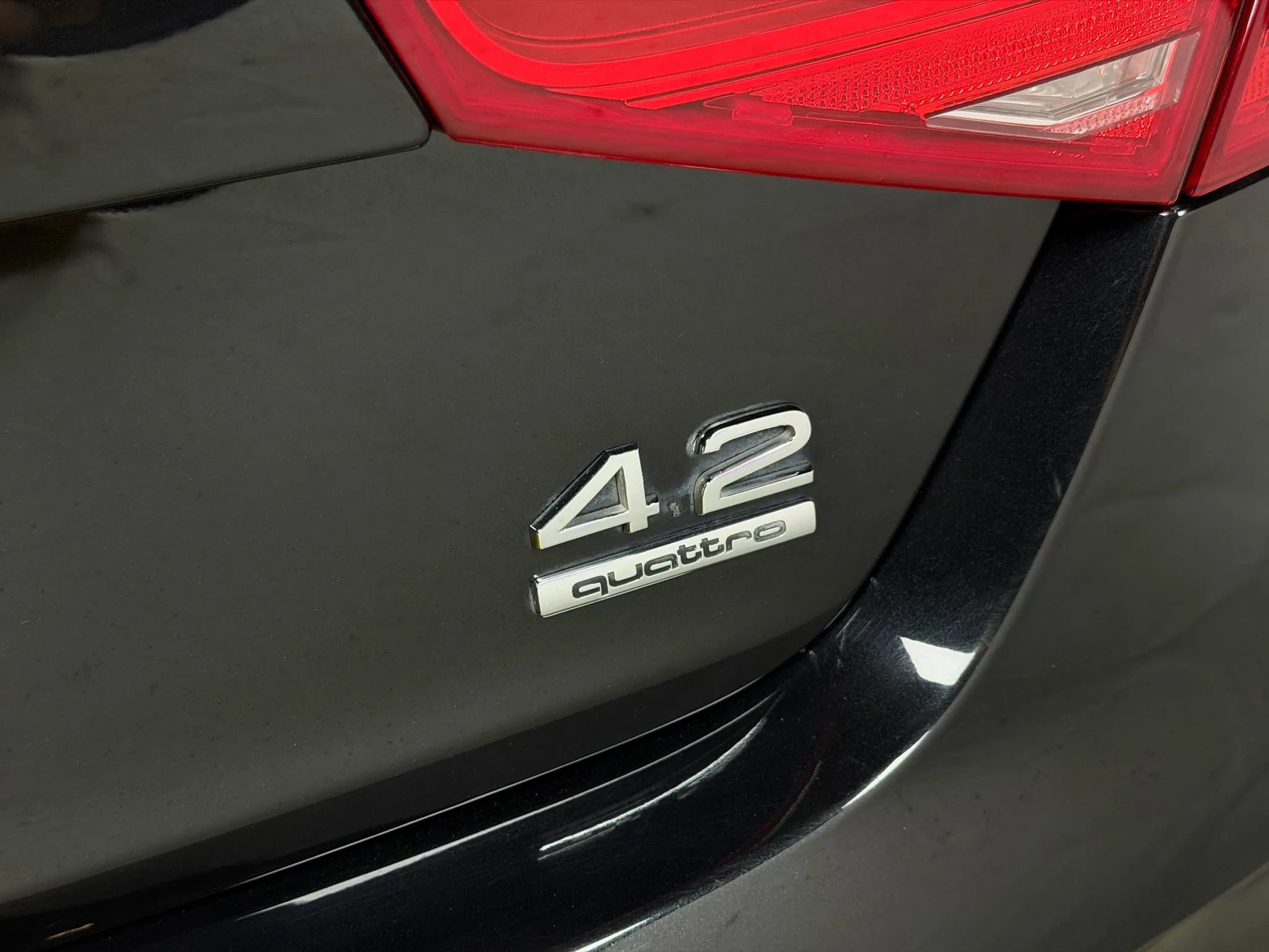 Used 2012 Audi A8 L 4.2 image 11