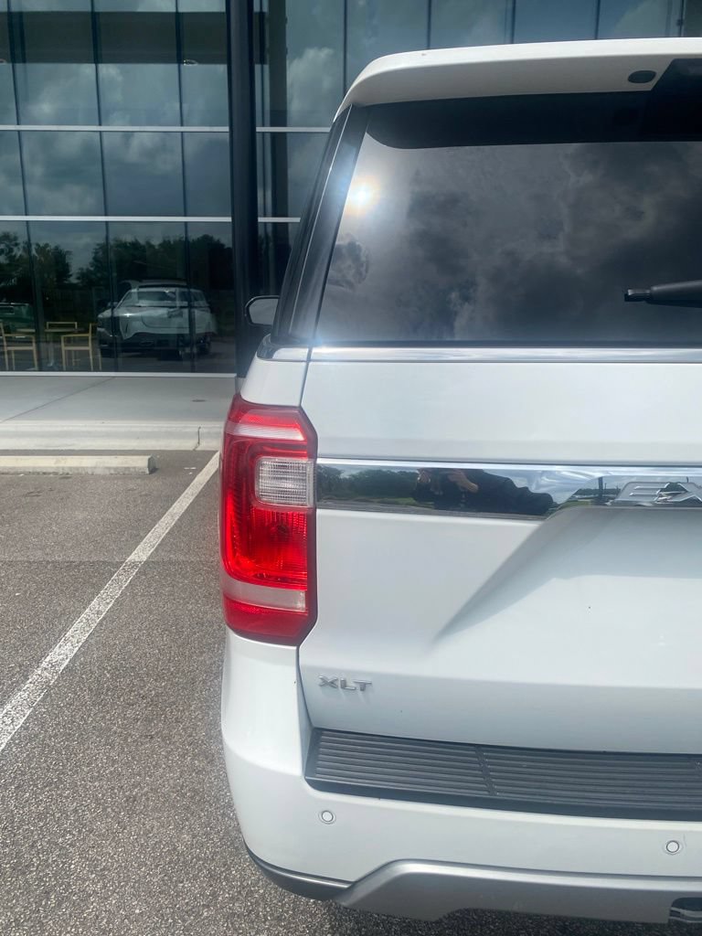 Used 2021 Ford Expedition XLT RWD image 8