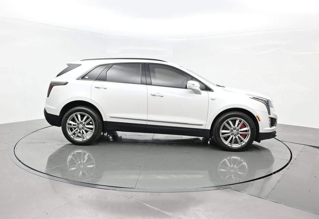 Certified 2024 Cadillac XT5 Sportv w/ Technology Package AWD/4WD image 7