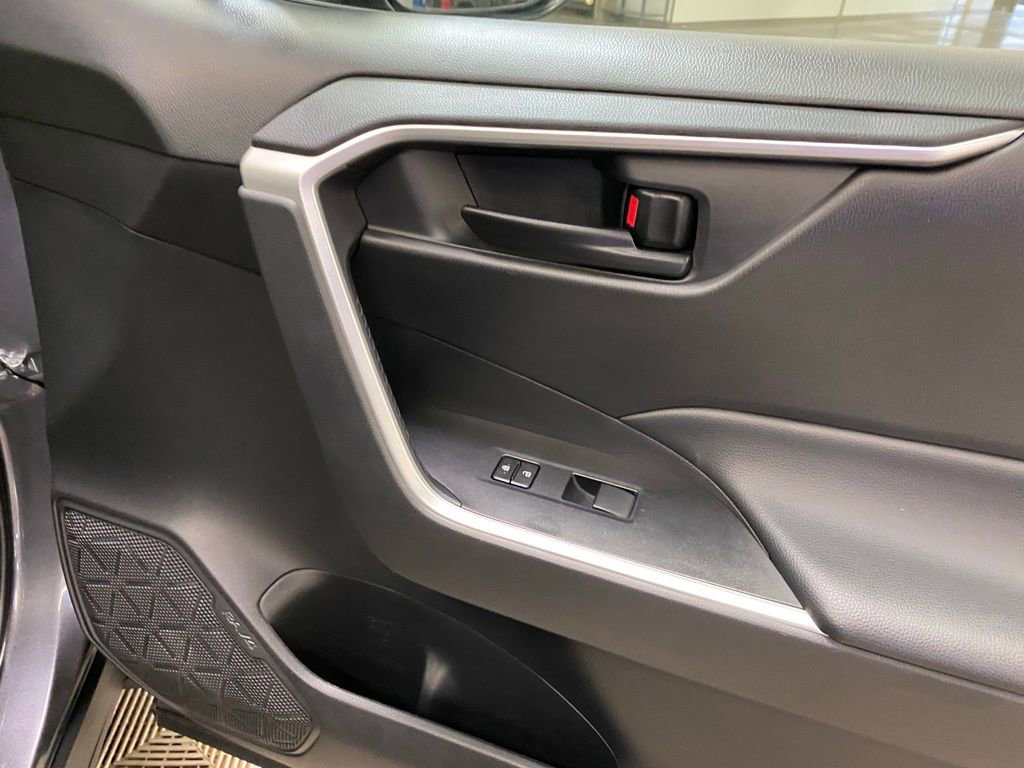 Used 2024 Toyota RAV4 LE image 44