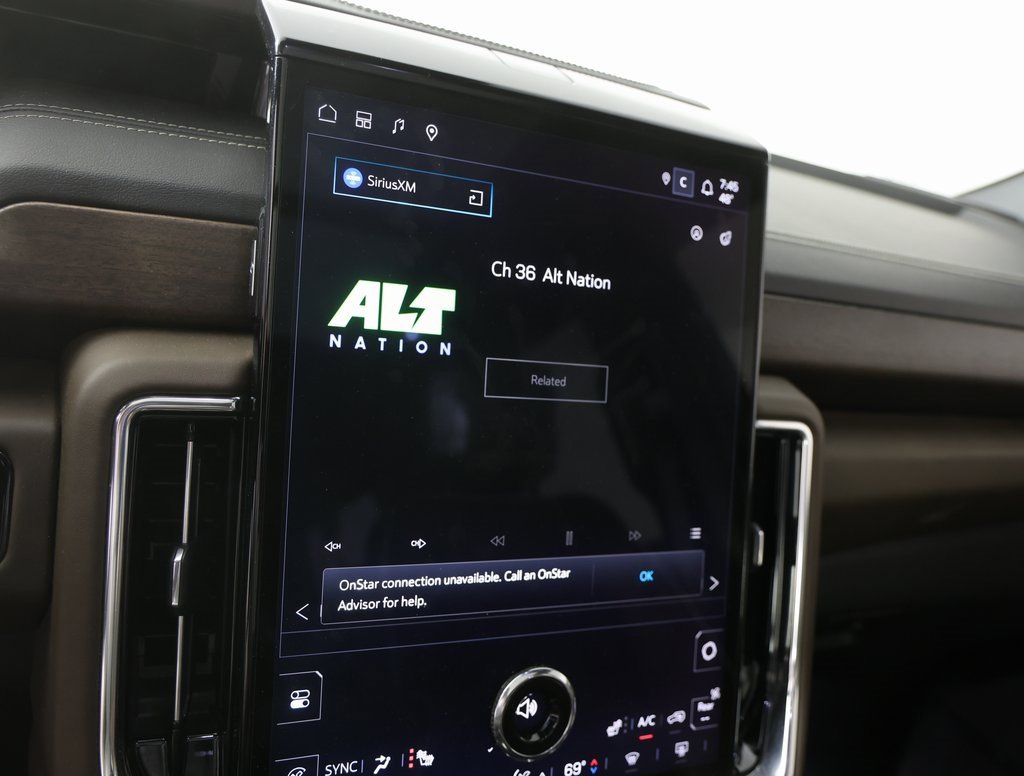 Used 2025 GMC Yukon XL Denali Ultimate image 10