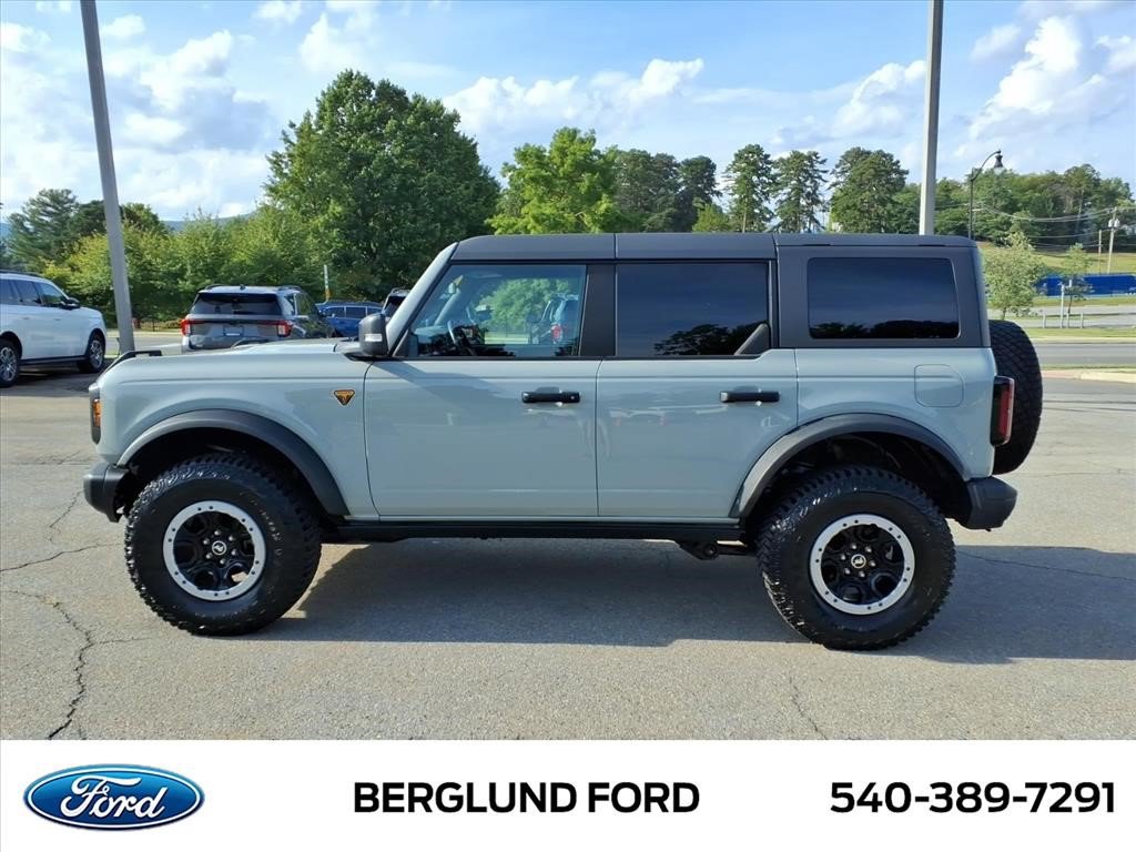 Used 2022 Ford Bronco Badlands w/ Sasquatch Package AWD/4WD image 8