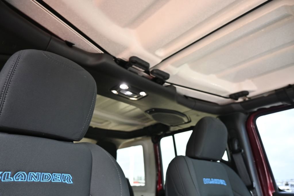 Used 2021 Jeep Wrangler Unlimited Islander image 24