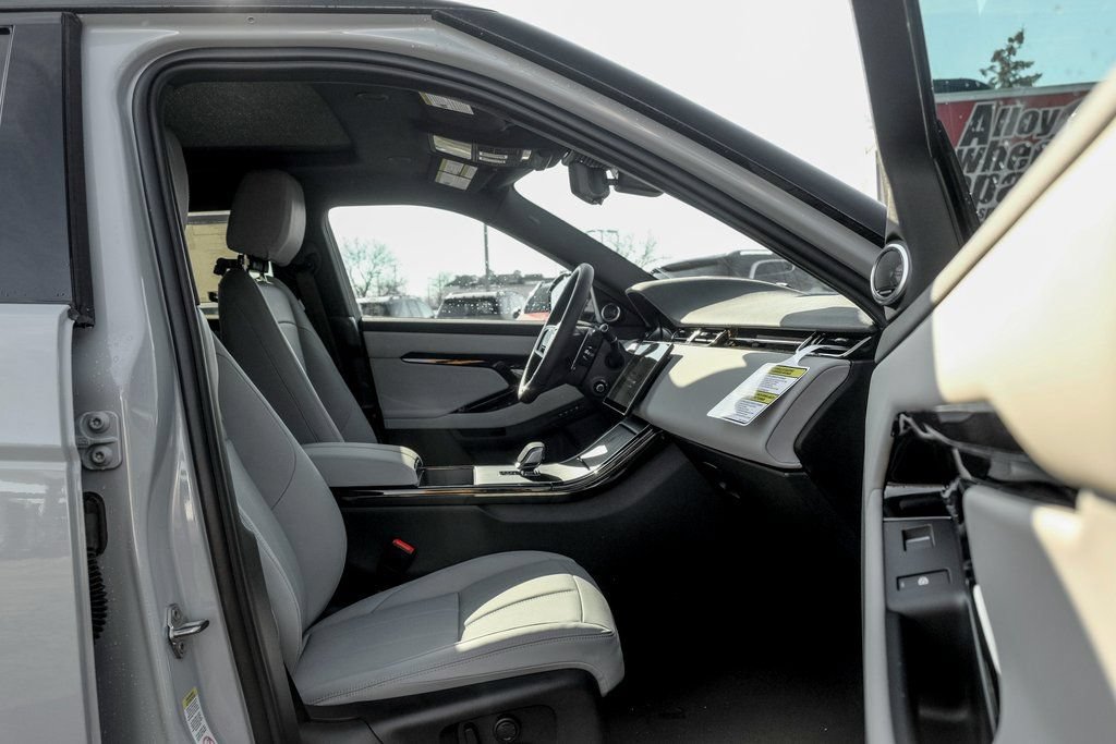New 2026 Land Rover Range Rover Evoque S AWD/4WD image 21