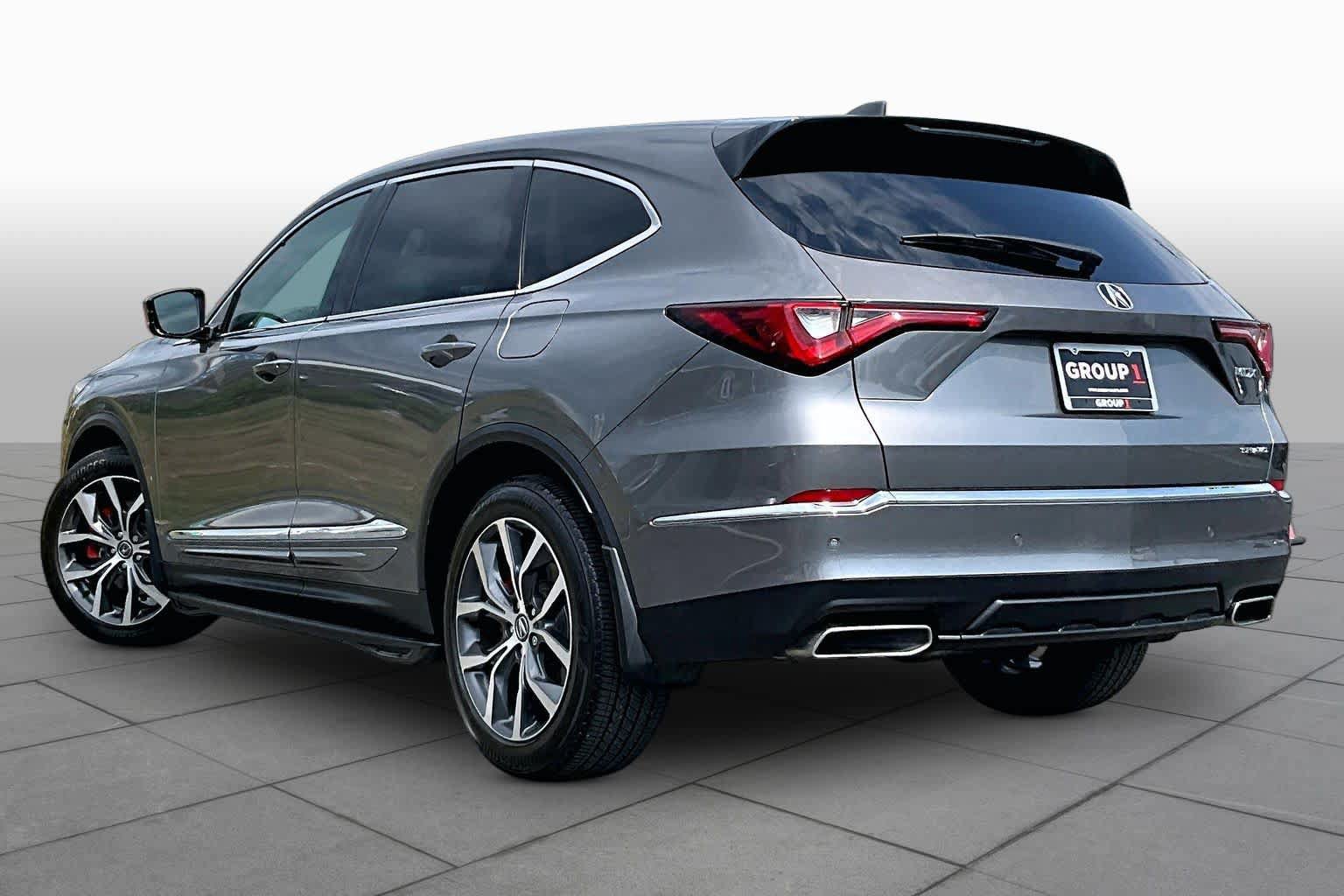 Used 2024 Acura MDX w/ Technology Package AWD/4WD image 12