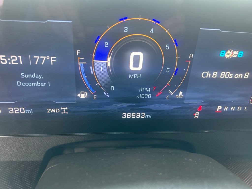 Used 2025 Chevrolet Traverse Z71 AWD/4WD image 4