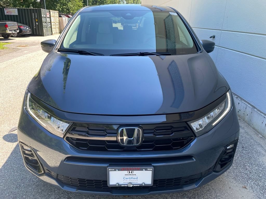 Certified 2025 Honda Odyssey Elite image 3