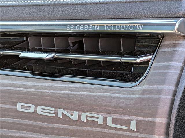 Used 2025 GMC Sierra EV Denali image 13
