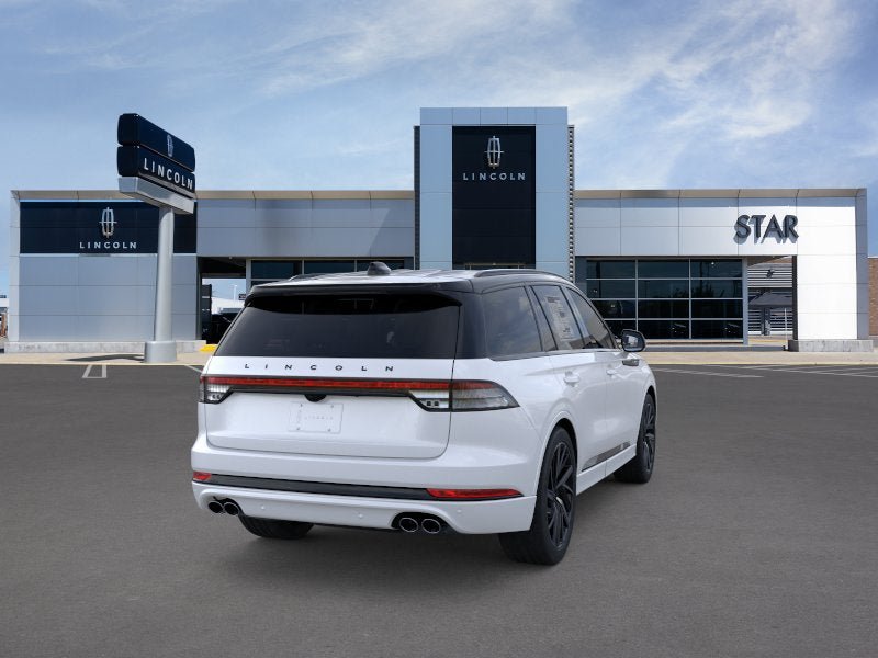 New 2025 Lincoln Aviator Black Label w/ Black Label Special Edition AWD/4WD image 8