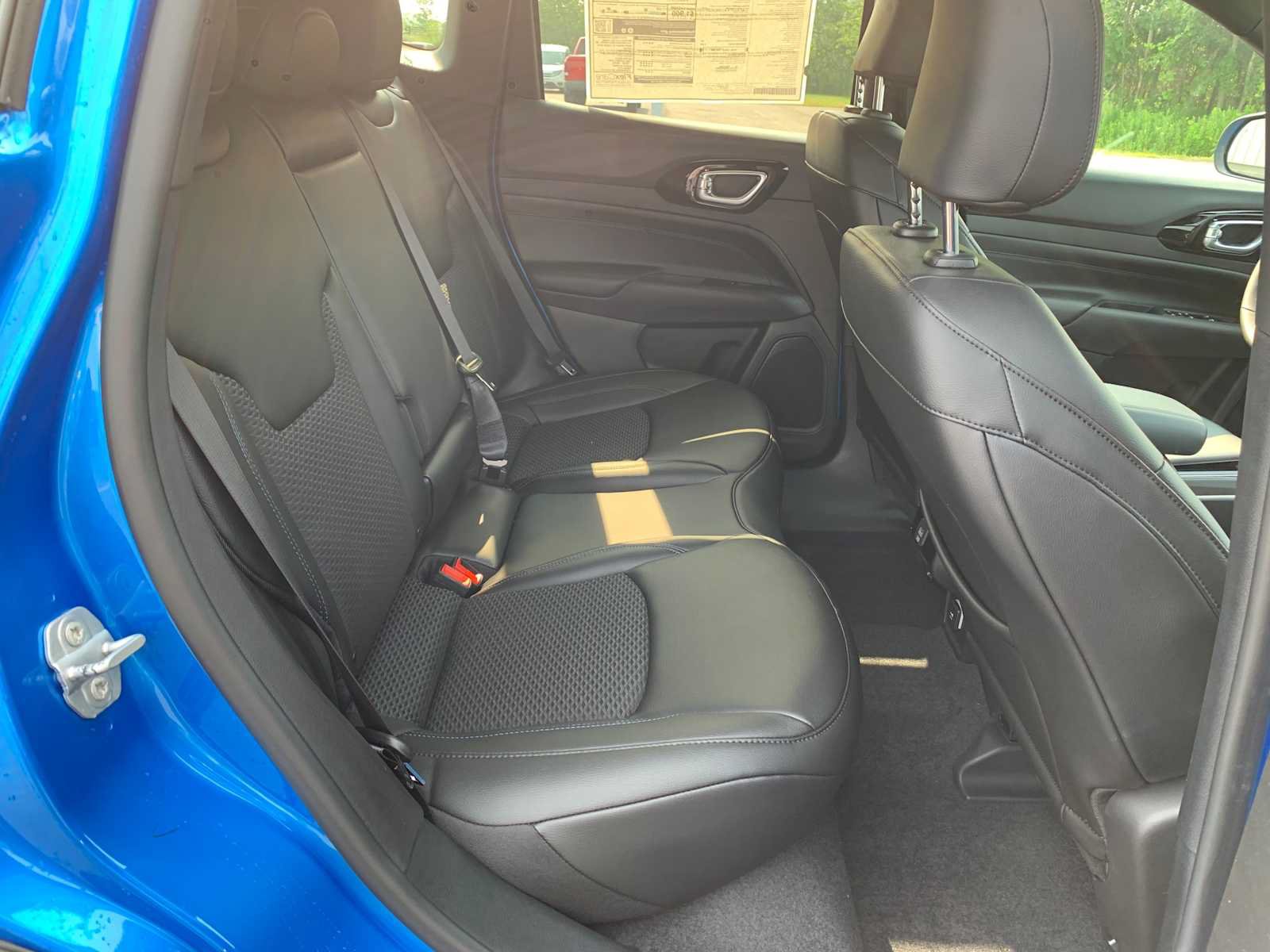 New 2026 Jeep Compass Latitude AWD/4WD image 18